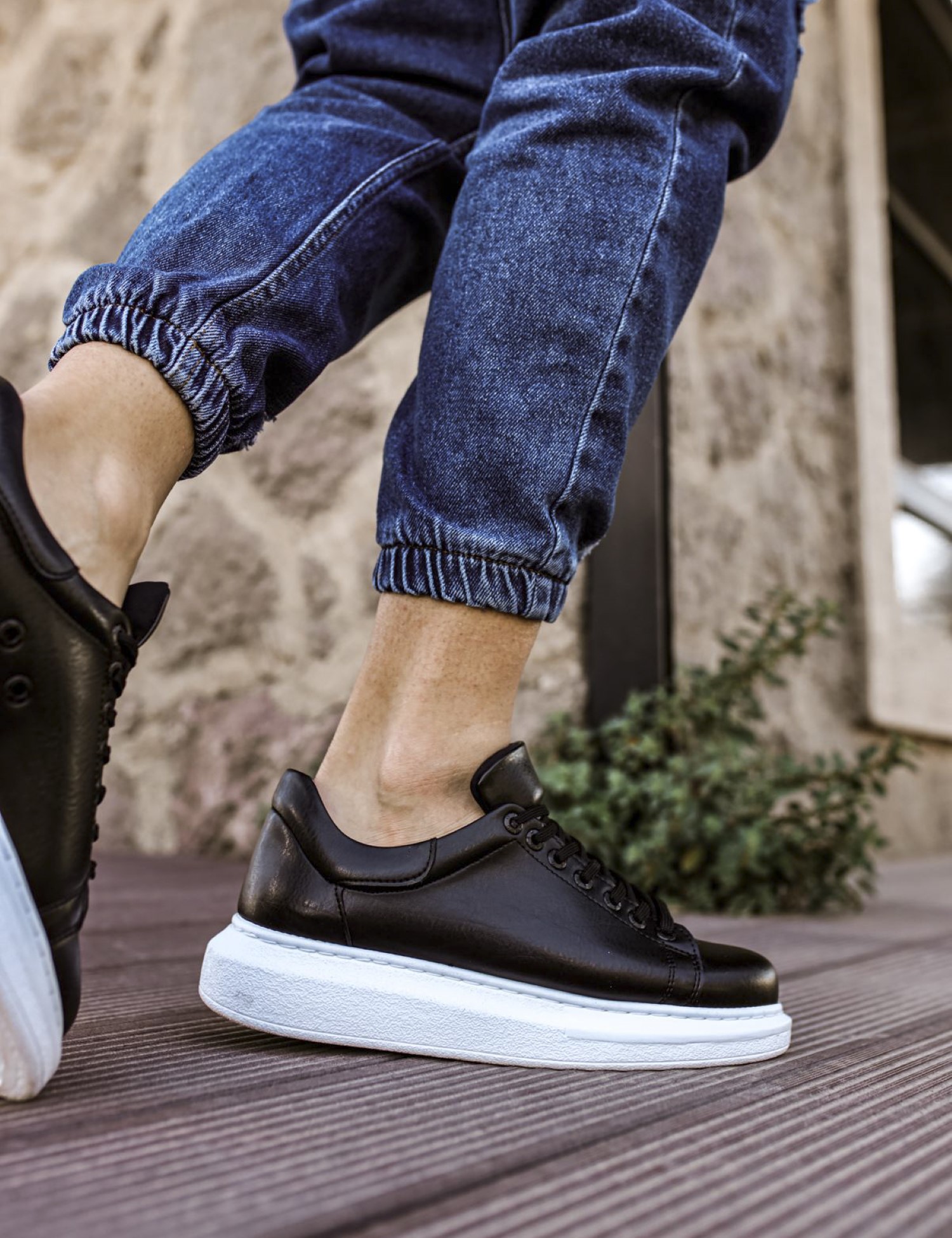 Ανδρικά ασπρόμαυρα δίσολα Sneakers λαστιχένια σόλα CH25700 φωτογραφία